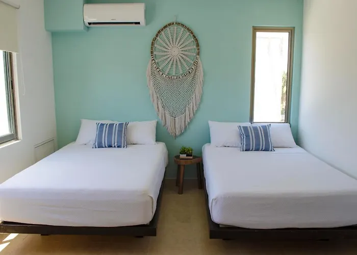 Cariberooms Forty And Ten Aparthotel *